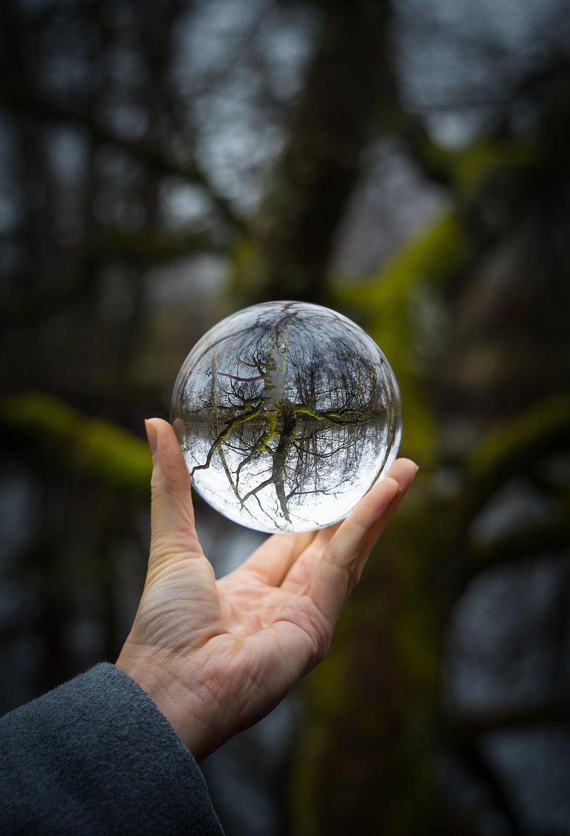 Crystal Ball Centerpiece